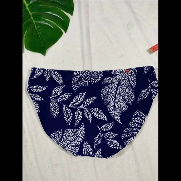 NEW $75 Red Carter Amazon Jungle Reversible Hipster Bottom [SZ XS - 4‎ US] - Picture 12 of 12